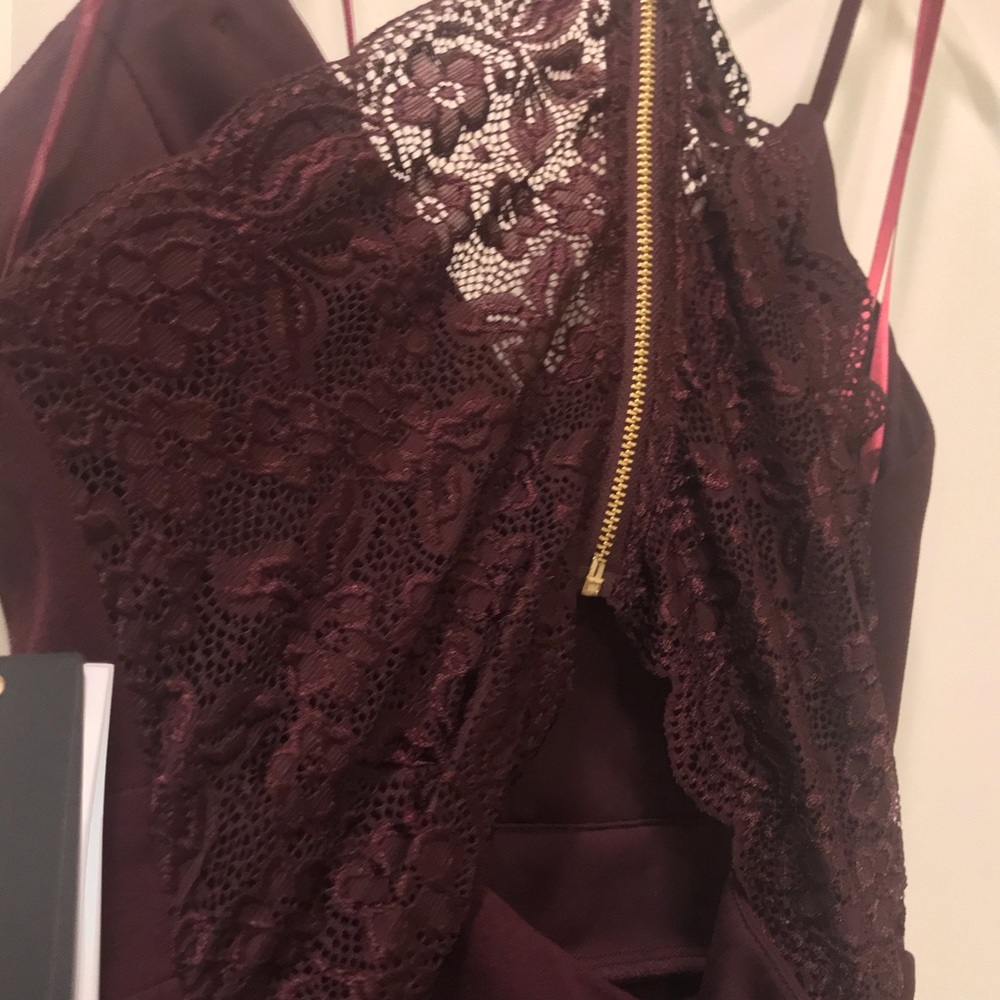 NWT 🏷- Burgundy Cocktail Dress - Picture 7 of 7